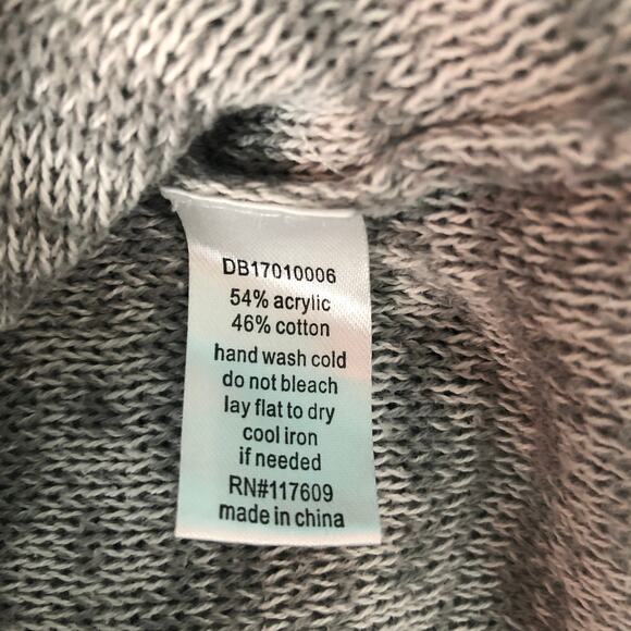 De Collection Cowl Neck Dolman Sleeve Gray Sweater - Picture 10 of 11